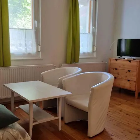 Apartament In 51893