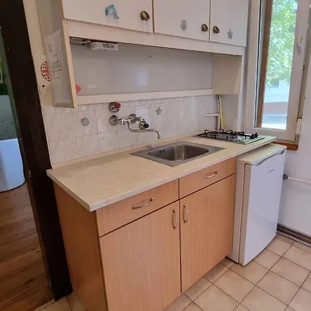 In 51893 Apartment *