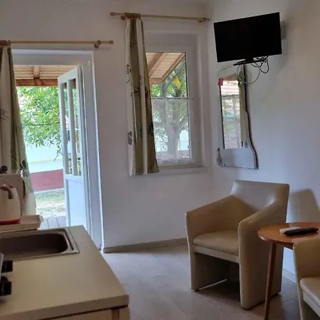 Apartament In 51893 *